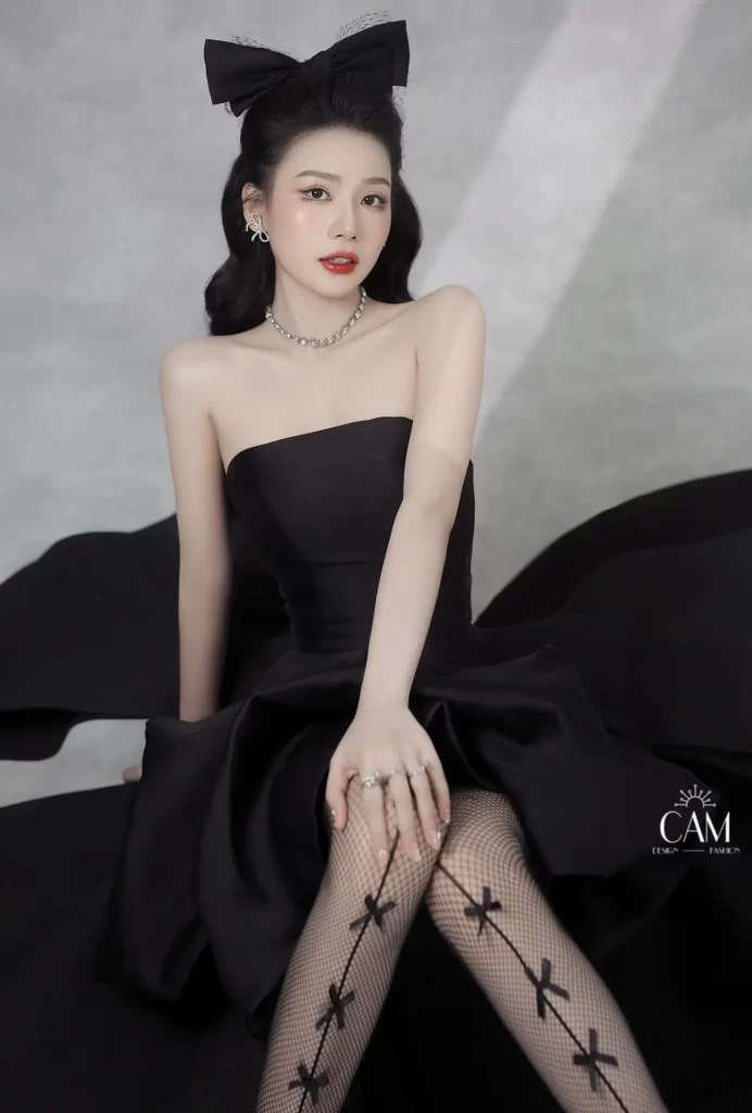Concept chụp ảnh sinh nhật black Queen váy đen sang chảnh CAM fashion